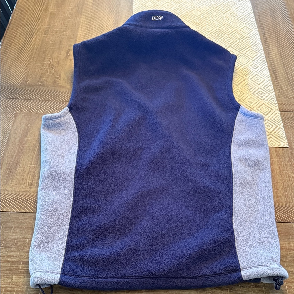 Vineyard Vines Navy Fleece Vest. Women’s Size XS. - Picture 2 of 16
